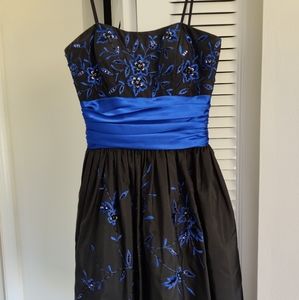 Morgan & Co black and blue formal dress